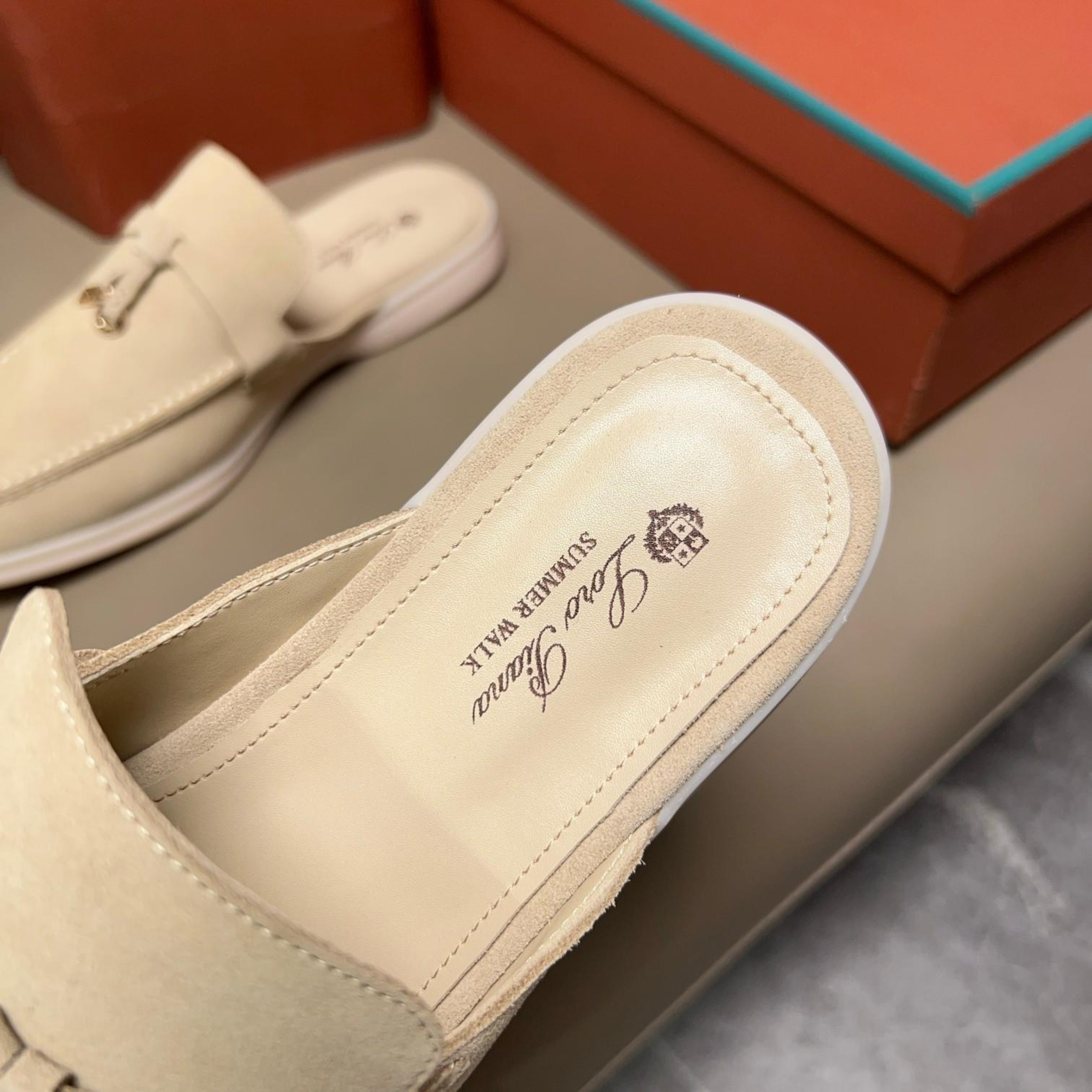 Loro Piana Babouche Charms Walk Suede Loafer - Linen (D746)