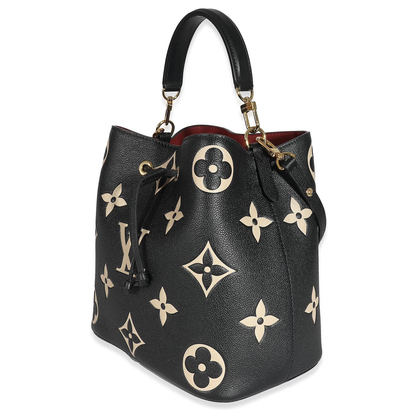 Louis Vuitton Monogram Empreinte Giant Néonoé MM Bucket Bag - Black