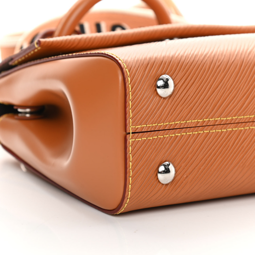 Louis Vuitton Cluny Mini Handbag - Gold Miel