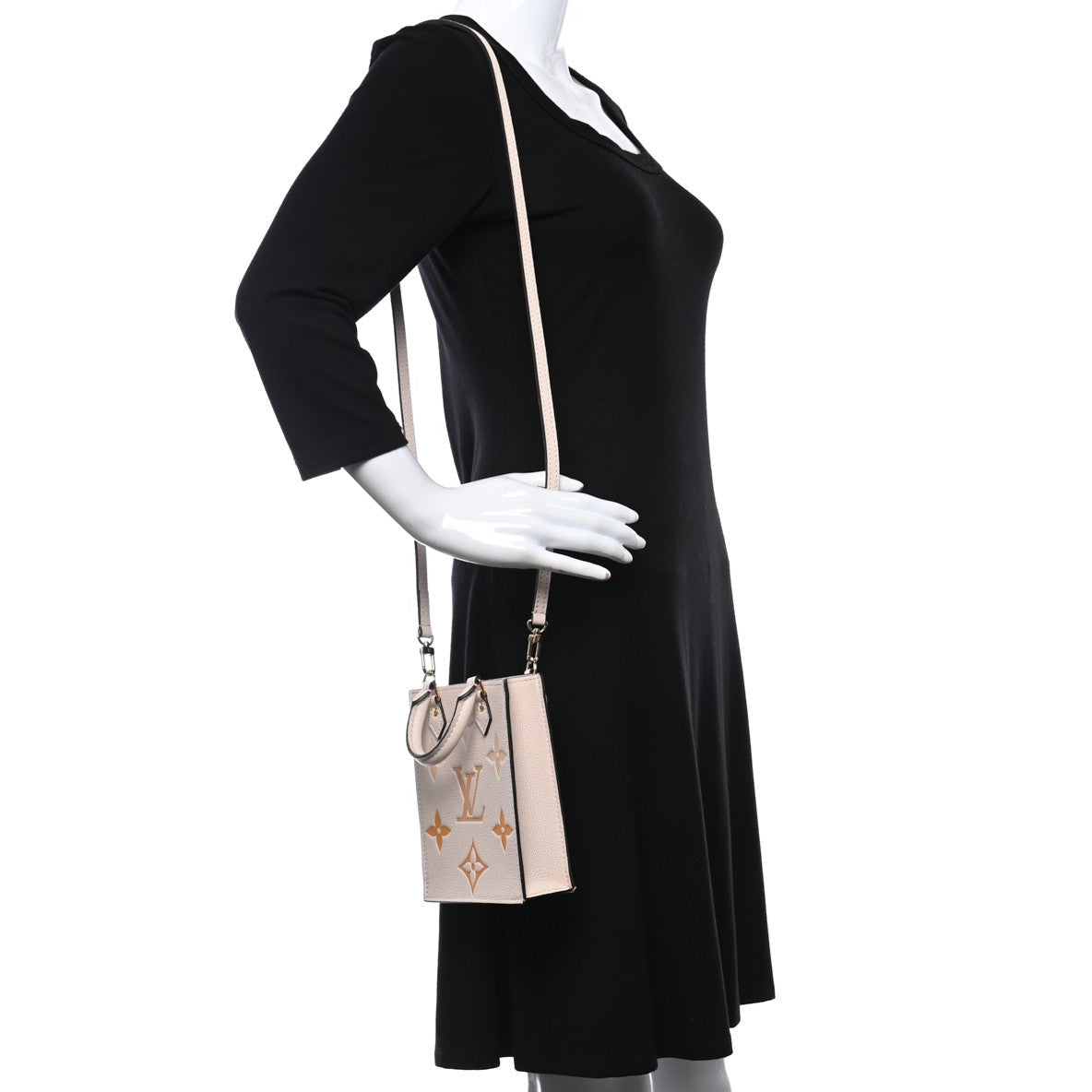 Louis Vuitton Petit Sac Plat Shoulder Bag - White