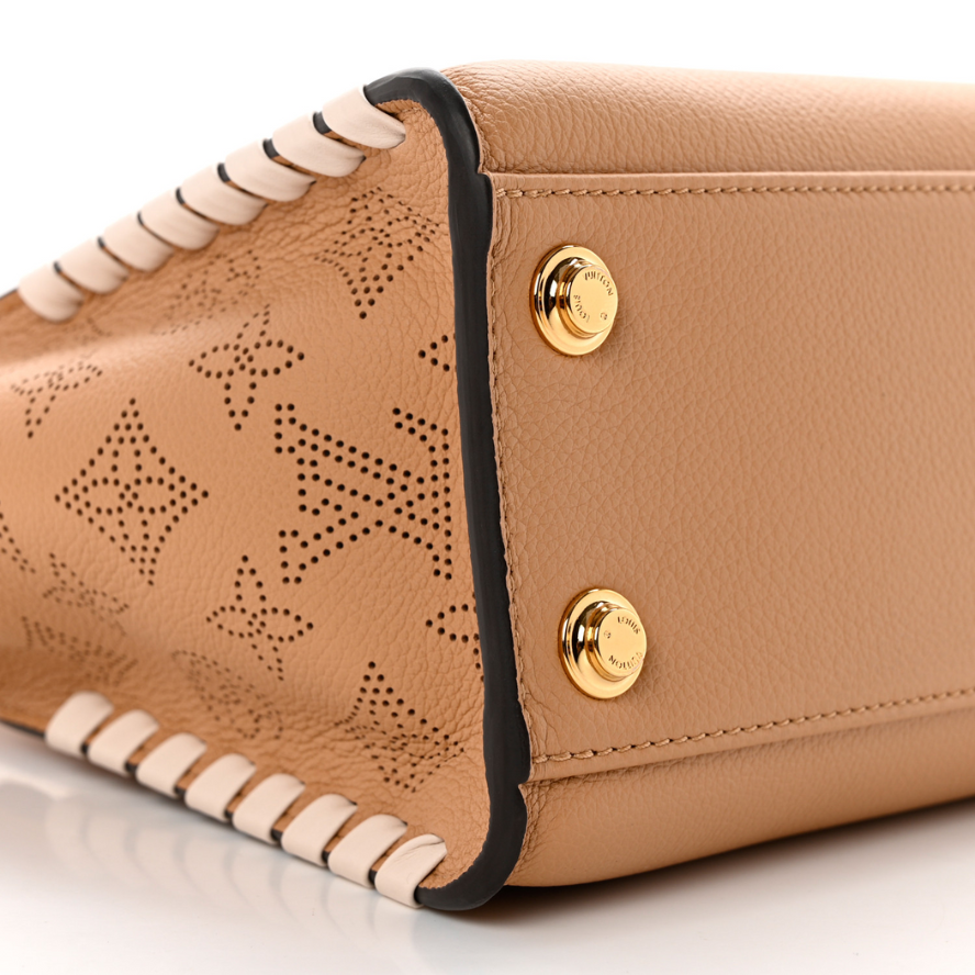 Louis Vuitton On My Side PM Shoulder Bag - Arizona Brown