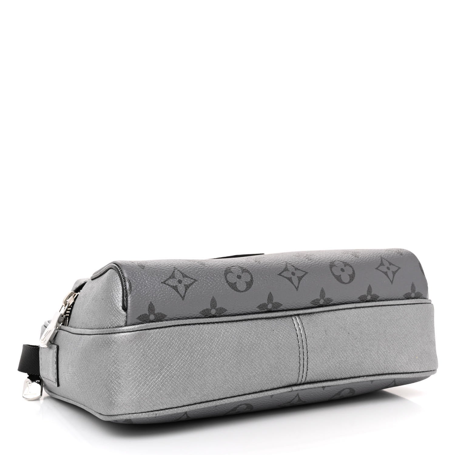 Louis Vuitton Taigarama Outdoor Messenger Shoulder Bag - Silver