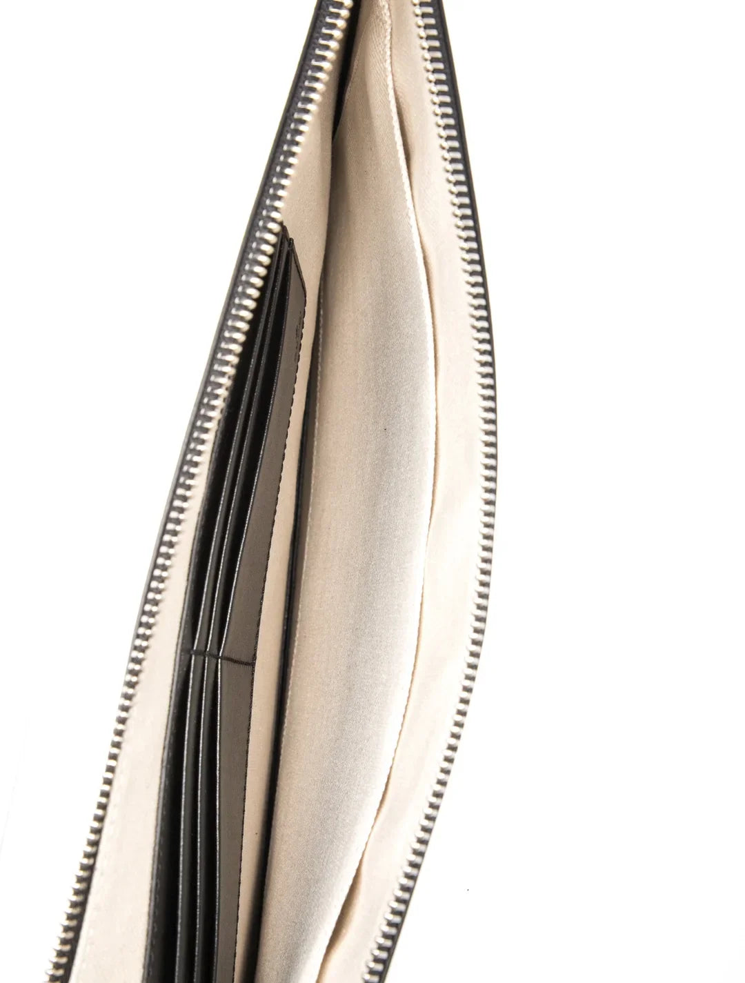 Gucci GG Marmont Smooth Leather Pouch – Black