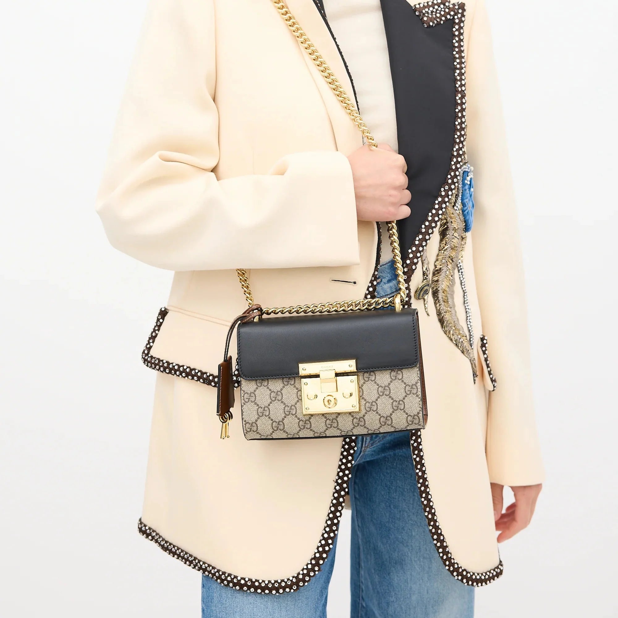 Gucci GG Padlock Crossbody Shoulder Bag – Black