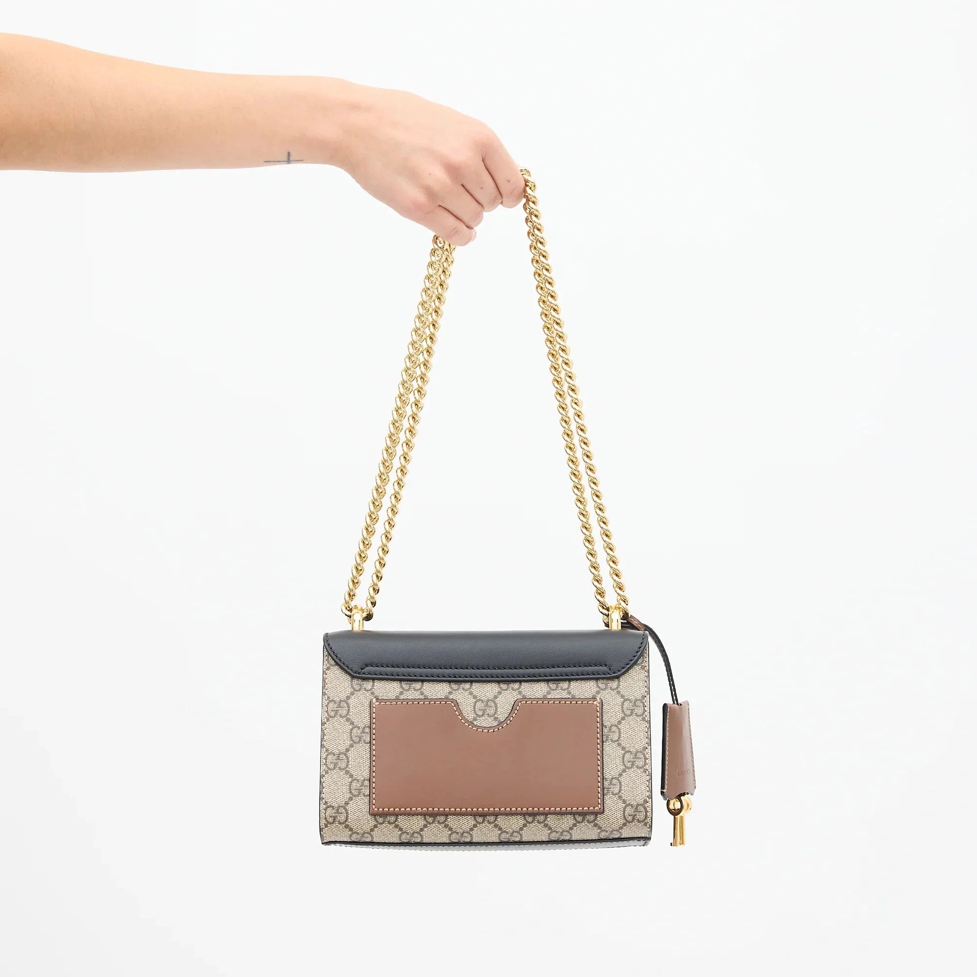 Gucci GG Padlock Crossbody Shoulder Bag – Black