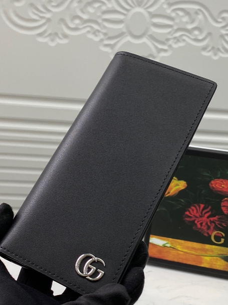 Gucci GG Marmont Vertical Leather Wallet – Black