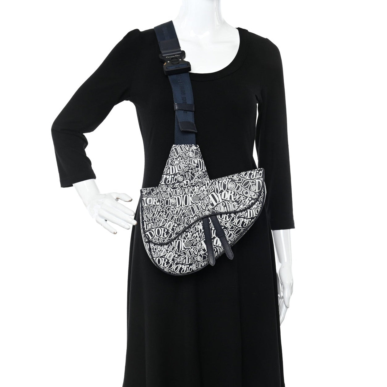 Dior x SHAWN STUSSY Grained Calfskin Saddle Bag - Navy Blue