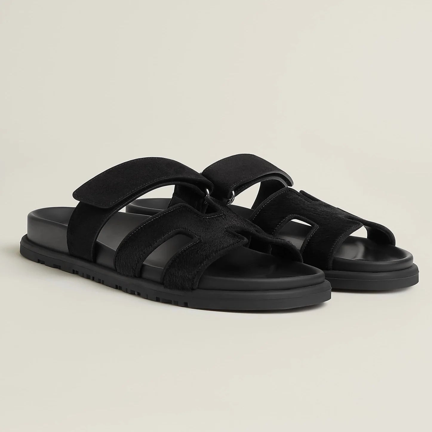 Hermes Chypre Suede Sandals - Noir