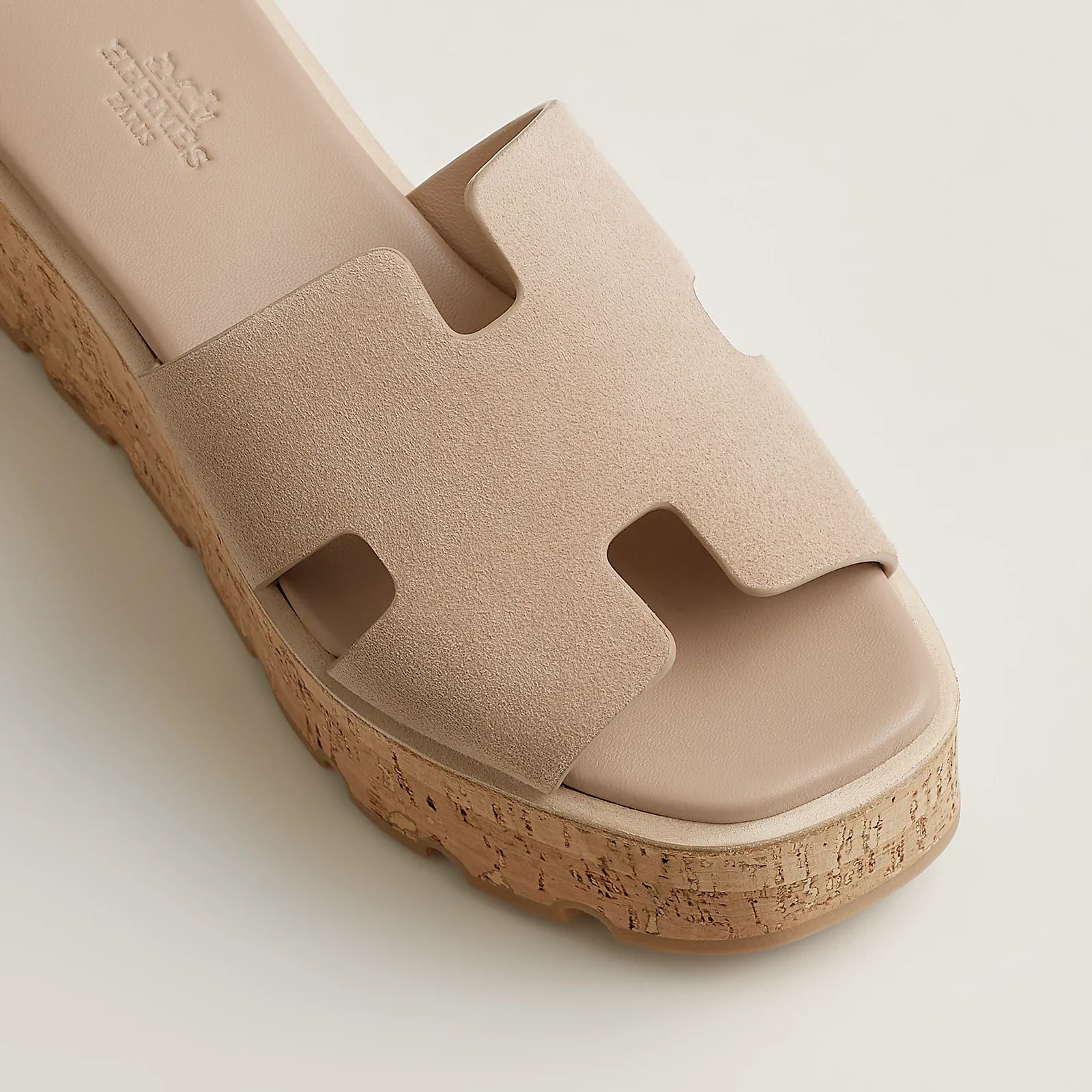 Hermes Eze 30 Sandals - Beige Camel