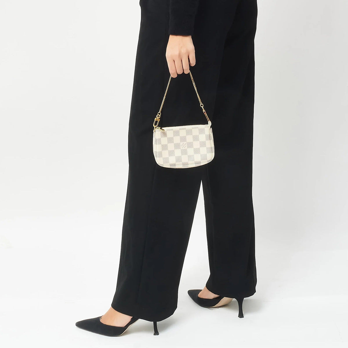 Louis Vuitton Damier Azur Mini Pochette Accessoires Chain Bag – White