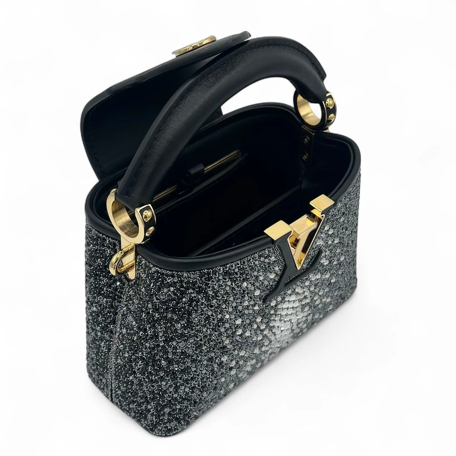 Louis Vuitton Mini Capucines Bag – Black