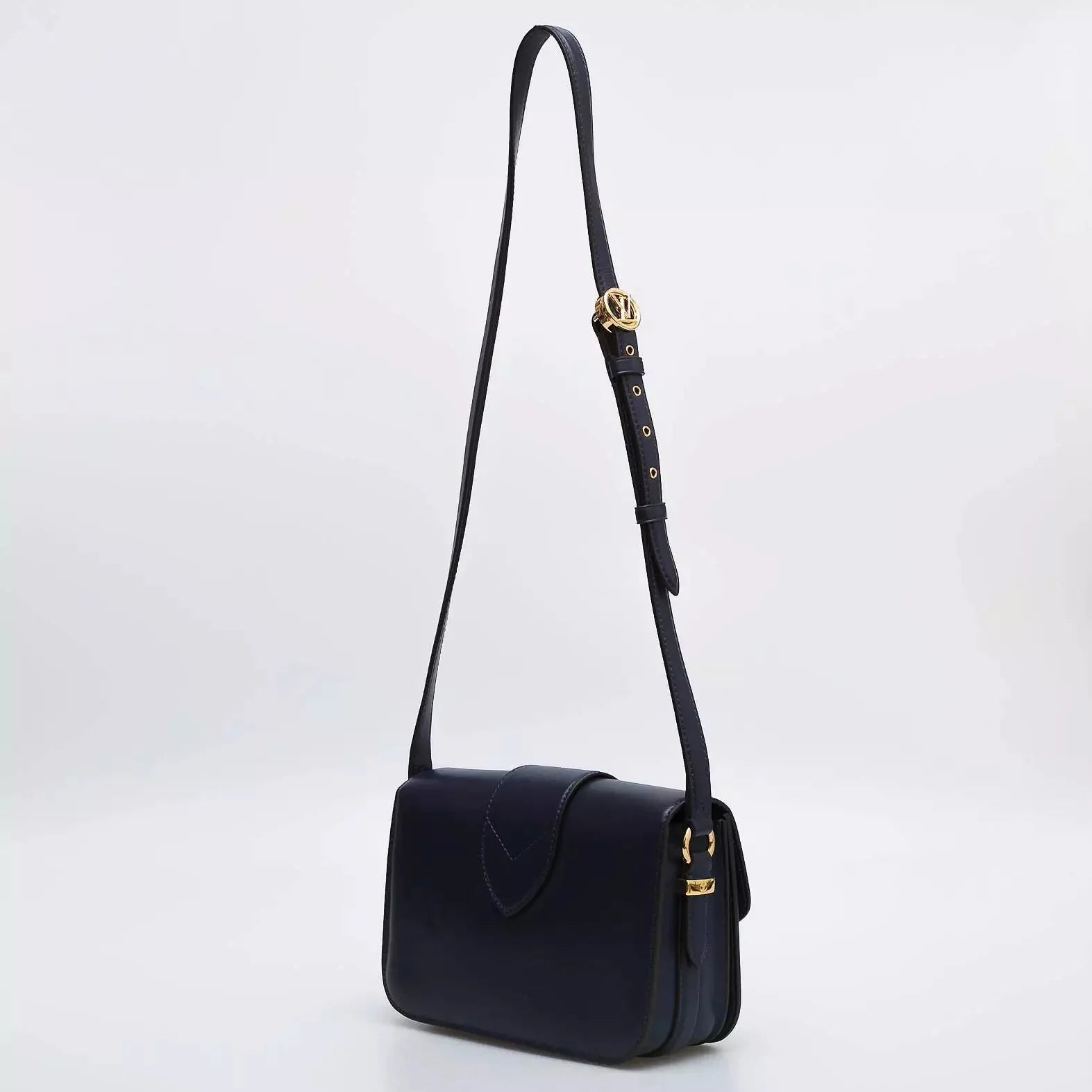 Louis Vuitton Smooth Calfskin LV Pont 9 Handbag - Blue