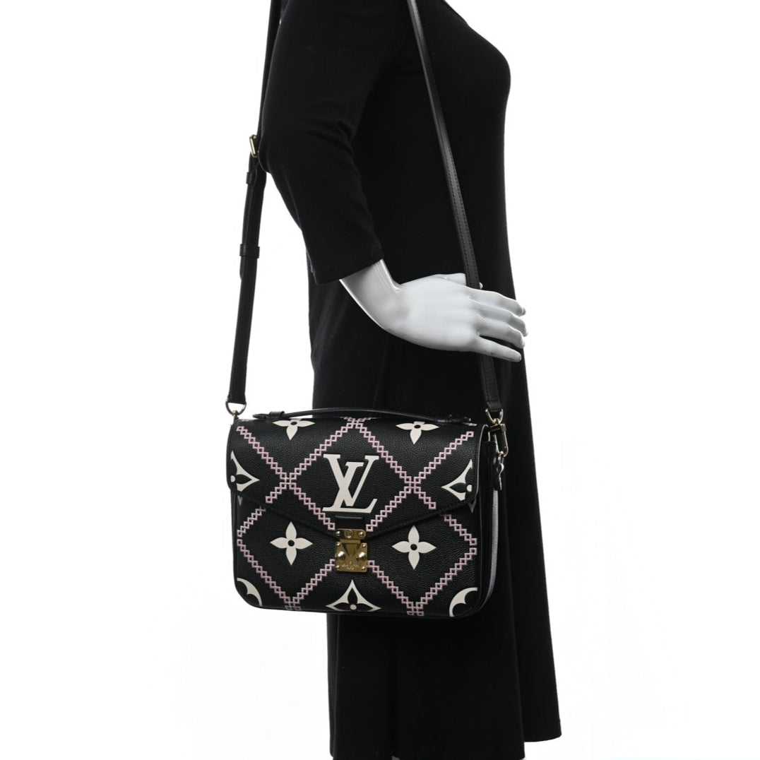 Louis Vuitton Pochette Métis Crossbody Bag - Black