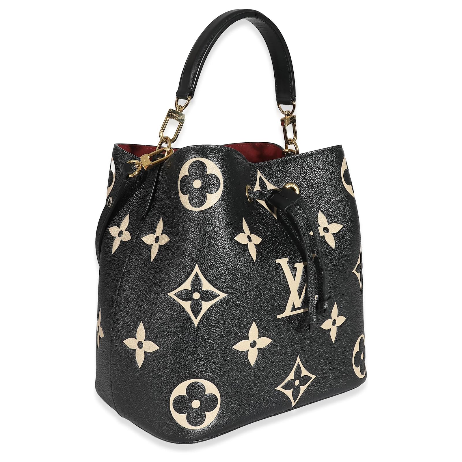 Louis Vuitton Monogram Empreinte Giant Néonoé MM Bucket Bag - Black