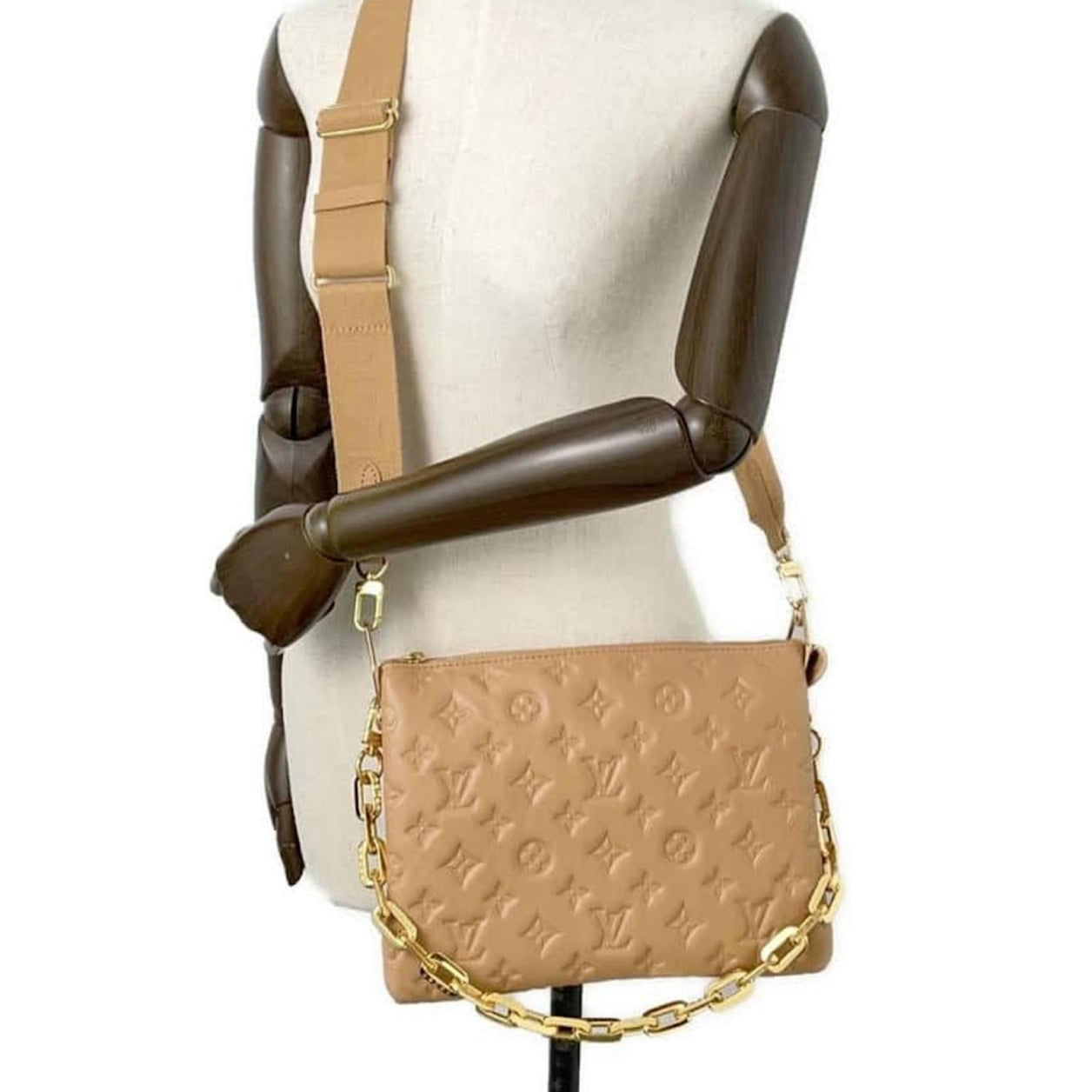 Louis Vuitton Coussin PM Puffy Lambskin Shoulder Bag - Camel