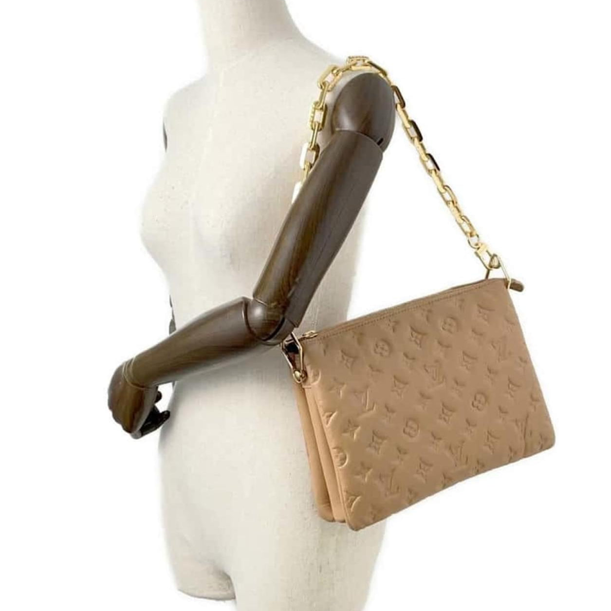 Louis Vuitton Coussin PM Puffy Lambskin Shoulder Bag - Camel