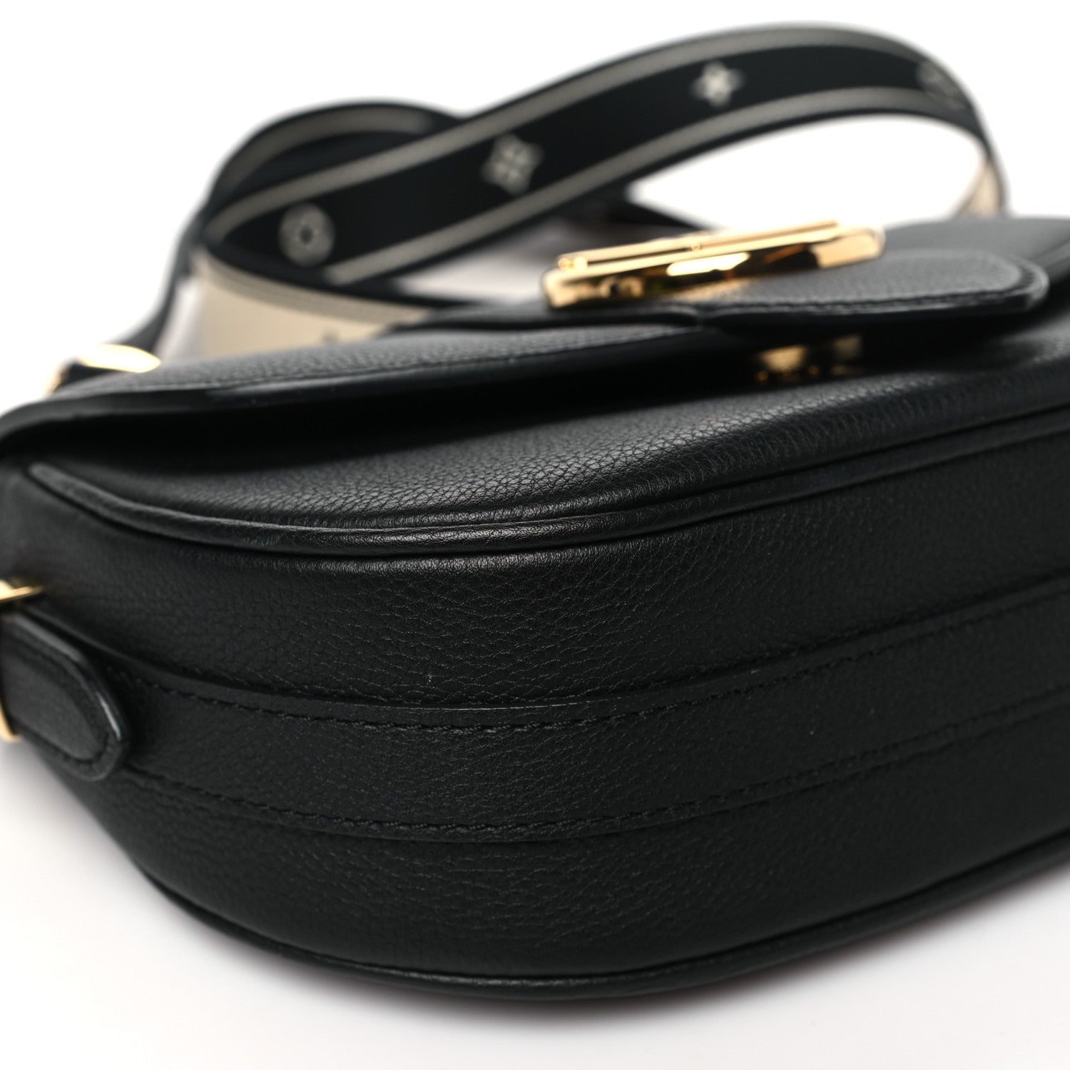 Louis Vuitton LV Pont 9 Soft MM Shoulder Bag - Black