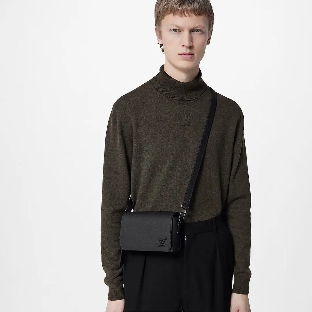 Louis Vuitton Fastline Wearable Wallet - Black