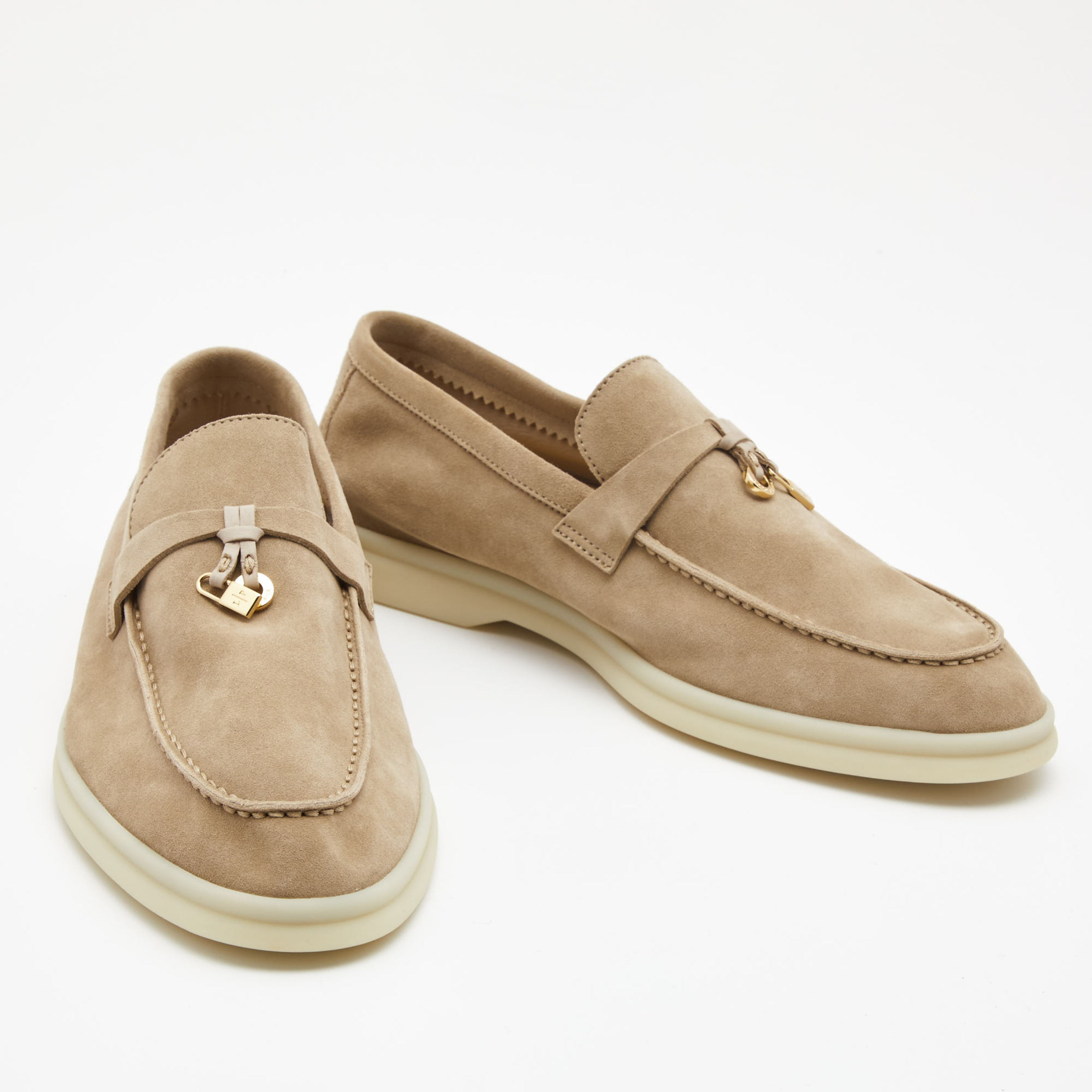 Loro Piana Summer Charms Walk Deerskin Loafers - Beige (119)