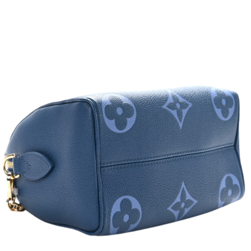 Louis Vuitton Giant Speedy Bandouliere 20 Handbag - Blue