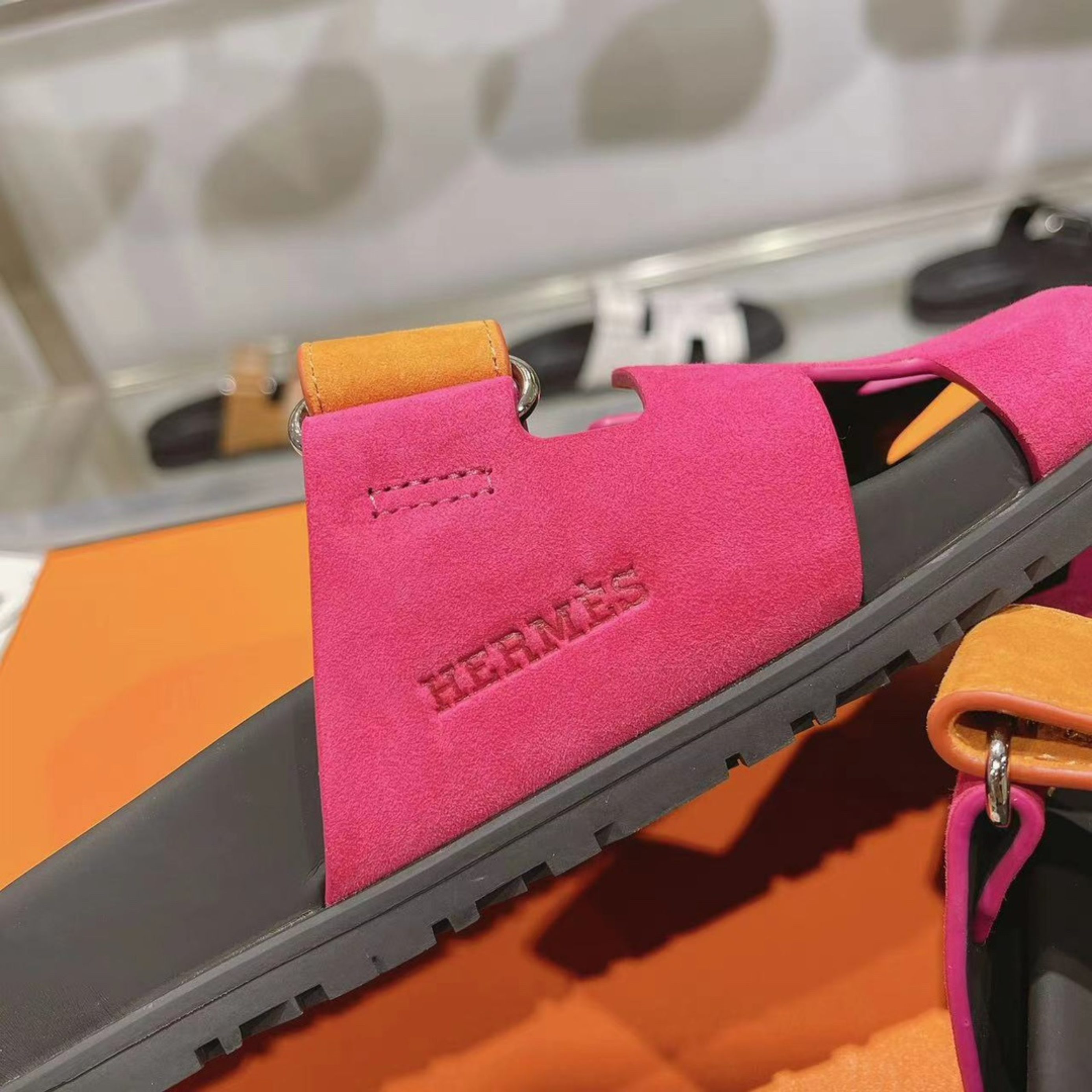 Hermes Chypre Sandals - Rose Chapas / Orange Synthetique