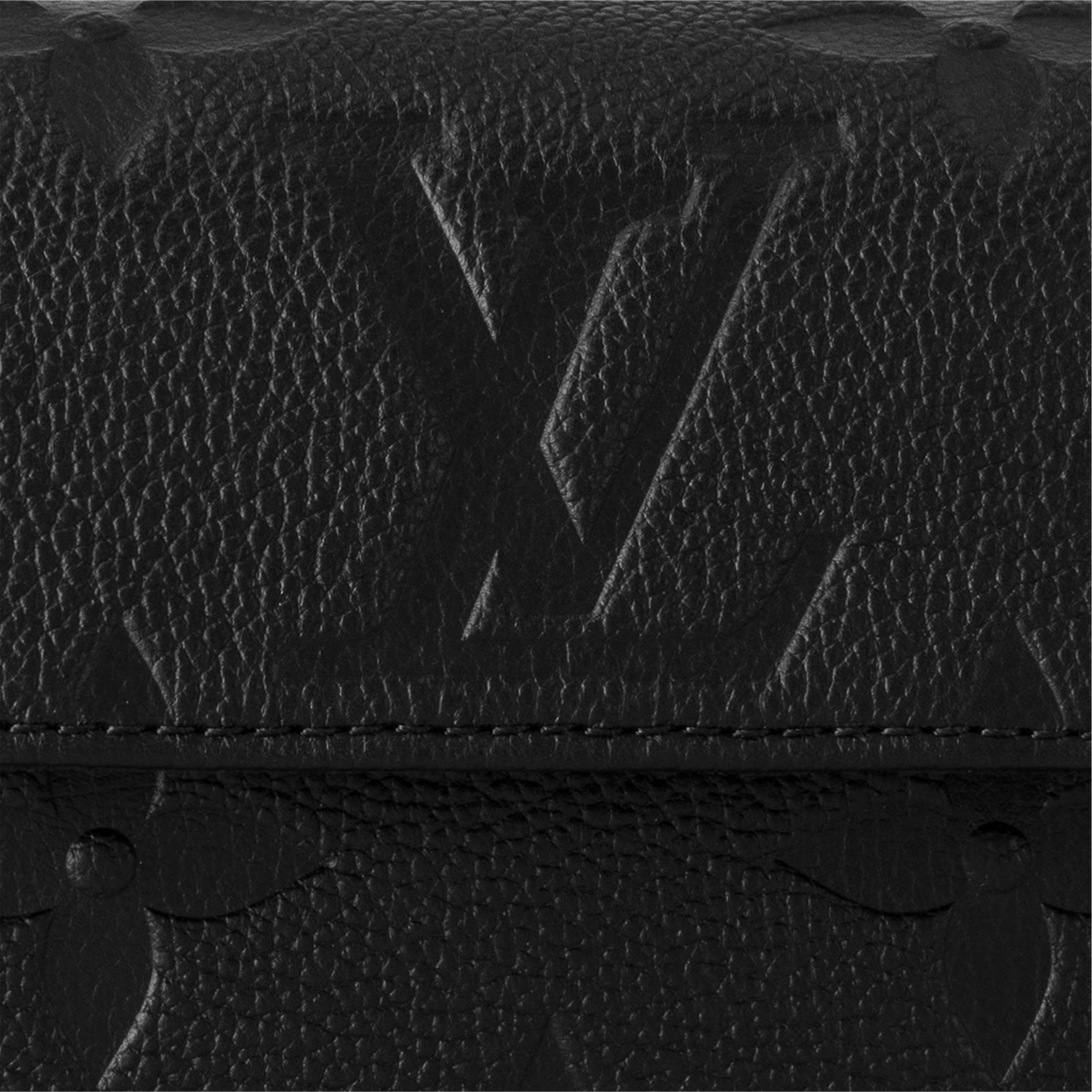Louis Vuitton Wallet On Chain Ivy Clutch - Black