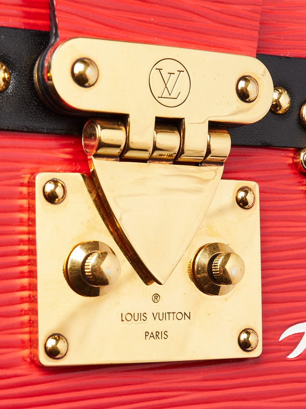 Louis Vuitton Petite Malle Shoulder Bag - Red