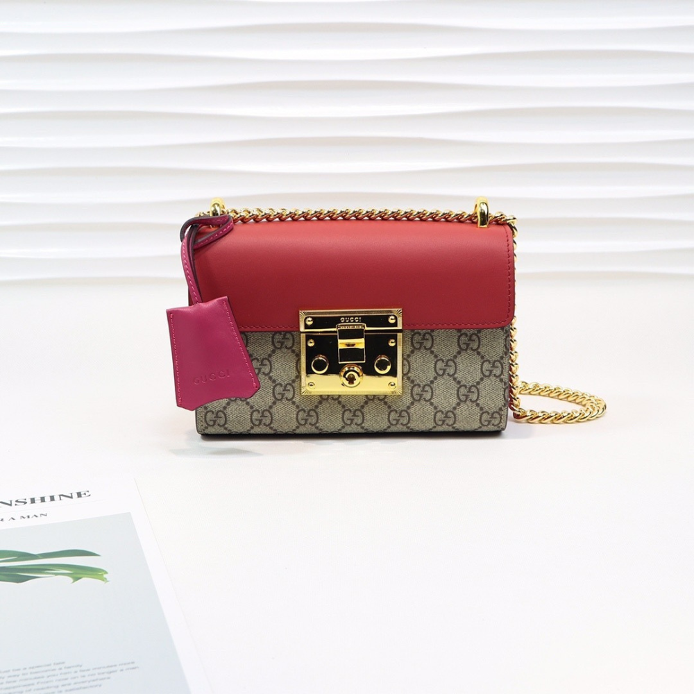Gucci Padlock Small Shoulder Bag – Red