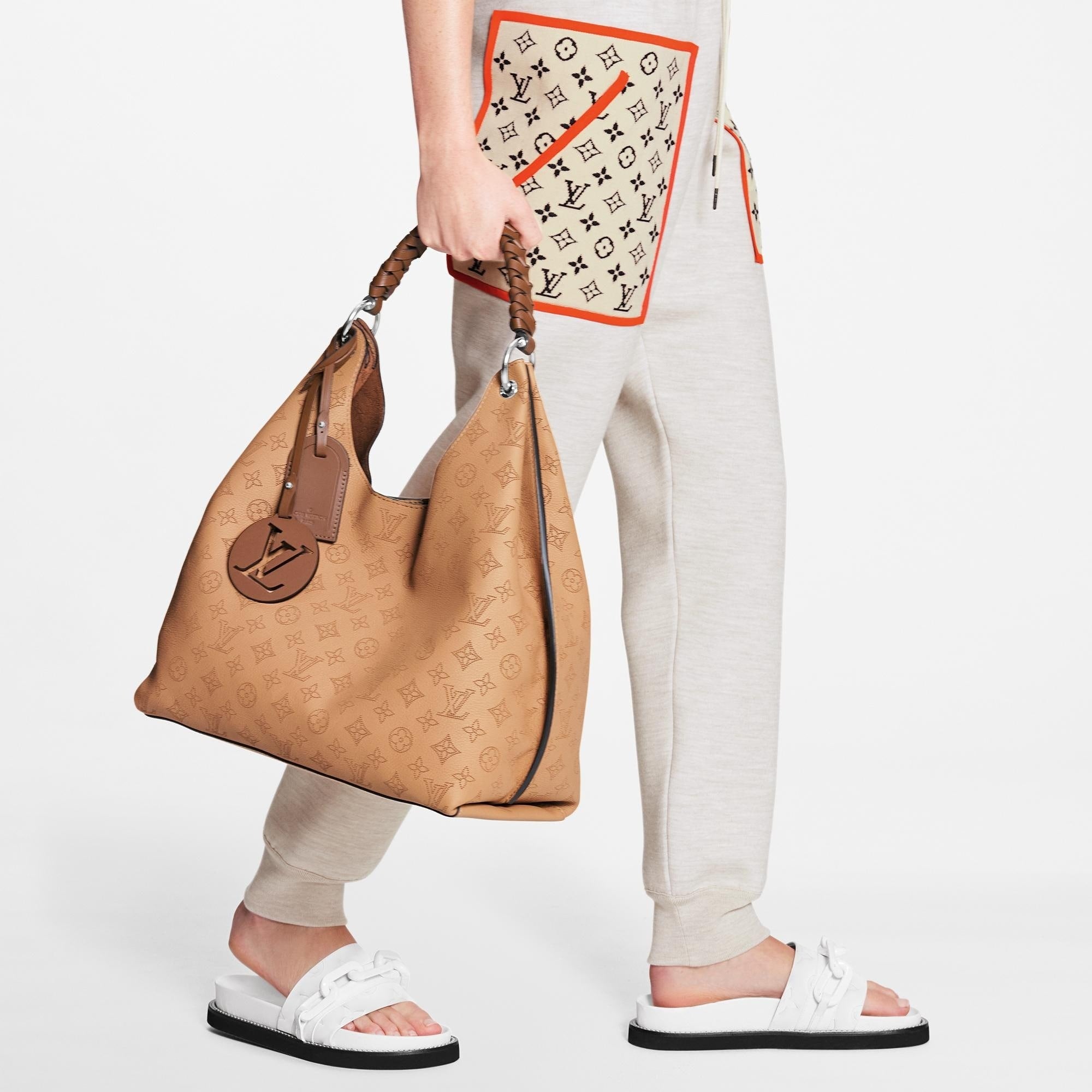 Louis Vuitton Carmel Hobo Shoulder Bag - Pink