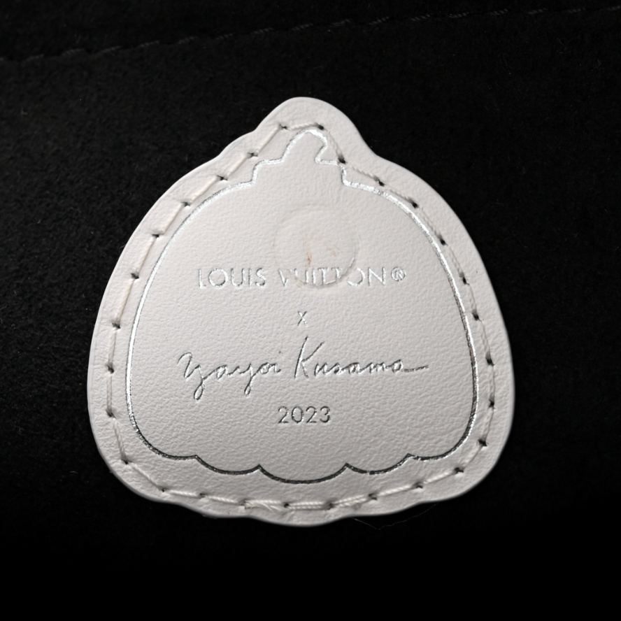 Louis Vuitton x Yayoi Kusama Multi Pochette Accessoires Shoulder Bag - Black White