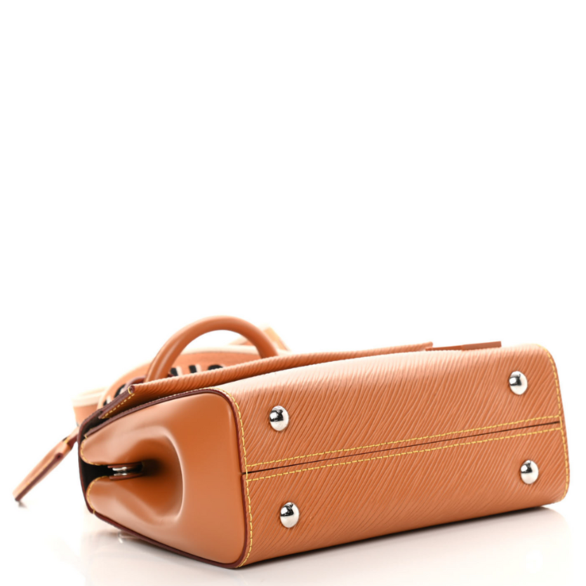 Louis Vuitton Cluny Mini Handbag - Gold Miel