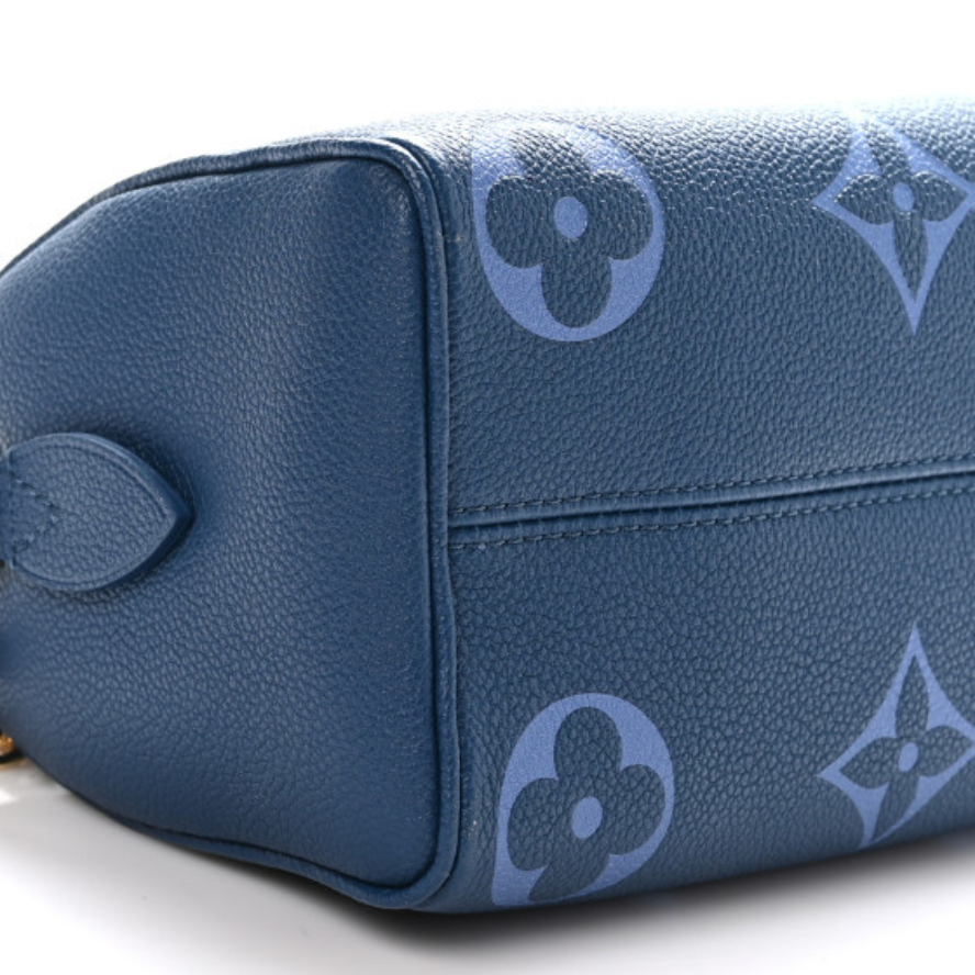 Louis Vuitton Giant Speedy Bandouliere 20 Handbag - Blue