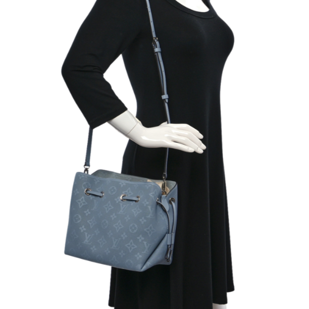 Louis Vuitton Mahina Bella Bucket Bag - Horizon Blue