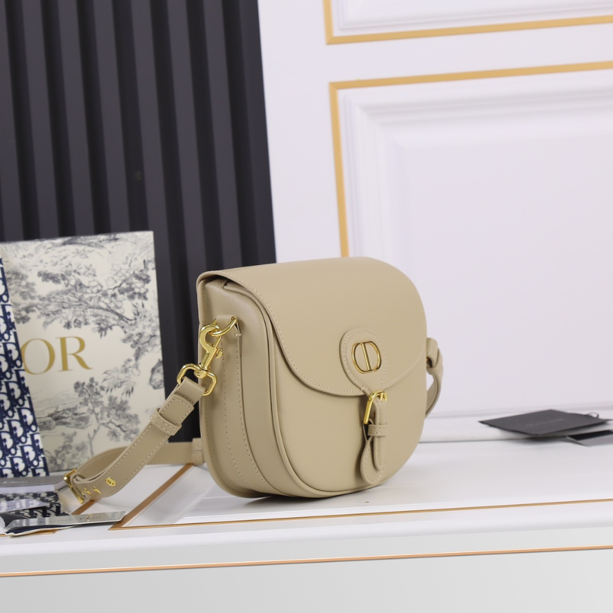 Dior Medium Dior Bobby Bag - Beige