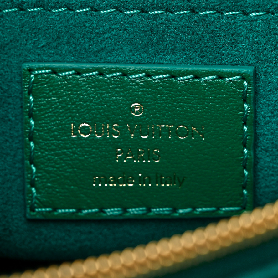 Louis Vuitton New Wave Chain Bag MM - Emerald Green