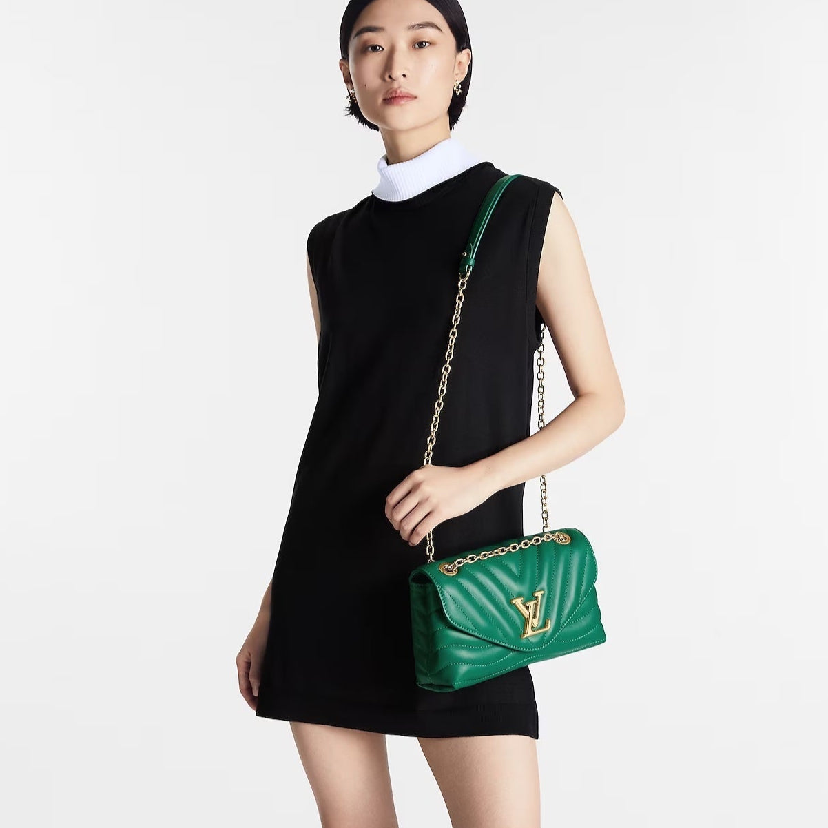 Louis Vuitton New Wave Chain Bag MM - Emerald Green