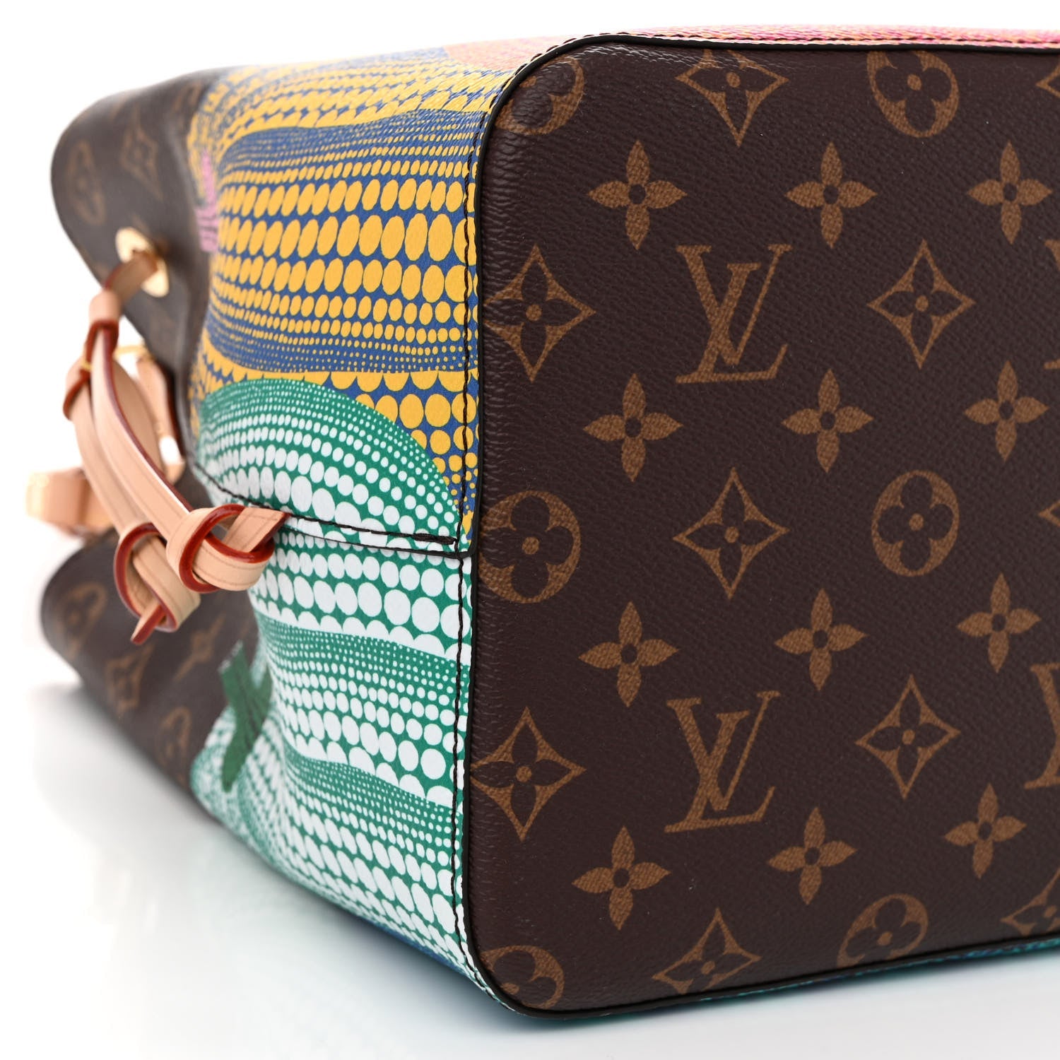 Louis Vuitton x Yayoi Kusama Pumpkin NéoNoé MM Bucket Bag - Brown