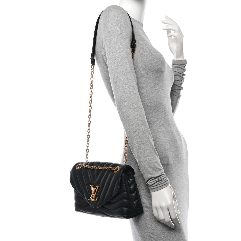 Louis Vuitton New Wave Chain Bag MM - Black