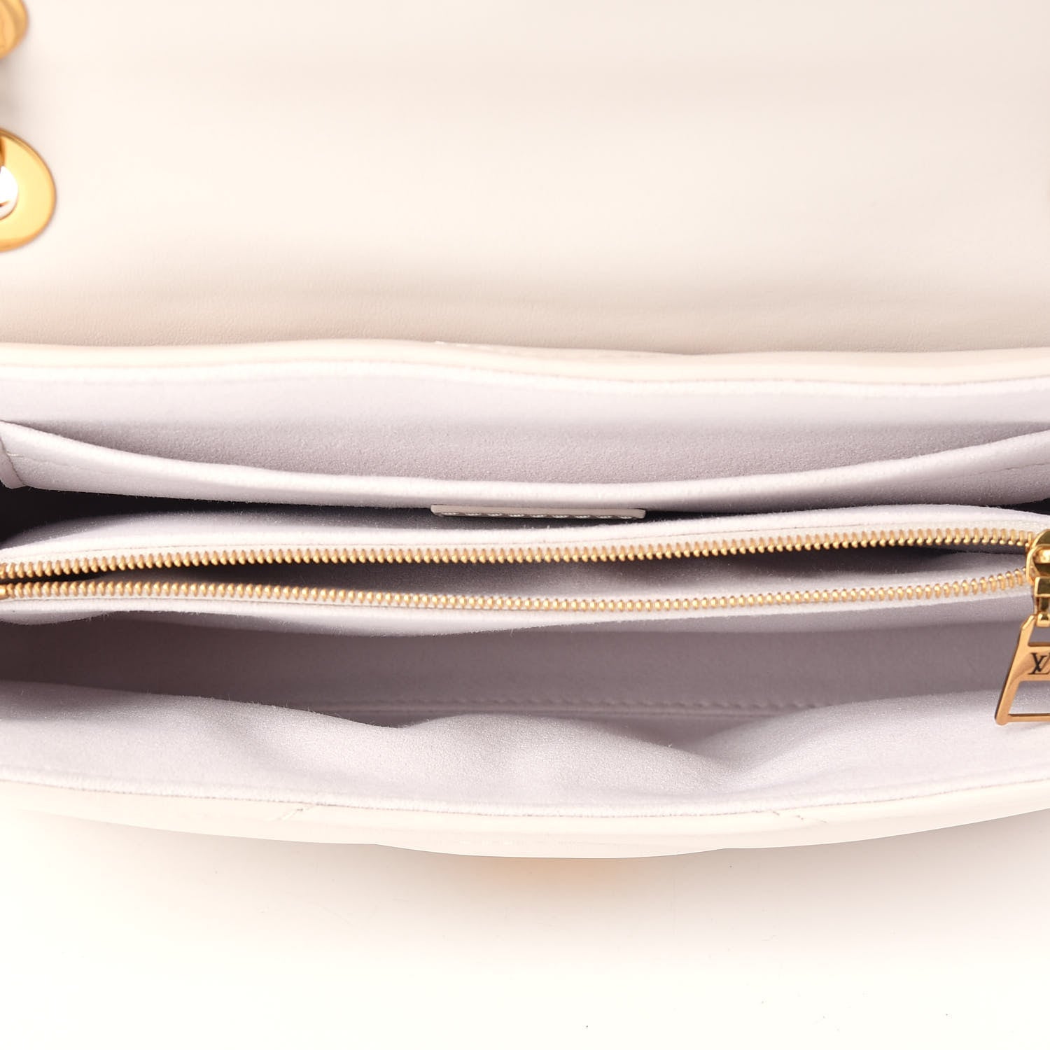 Louis Vuitton New Wave Chain Bag MM - Ivory White