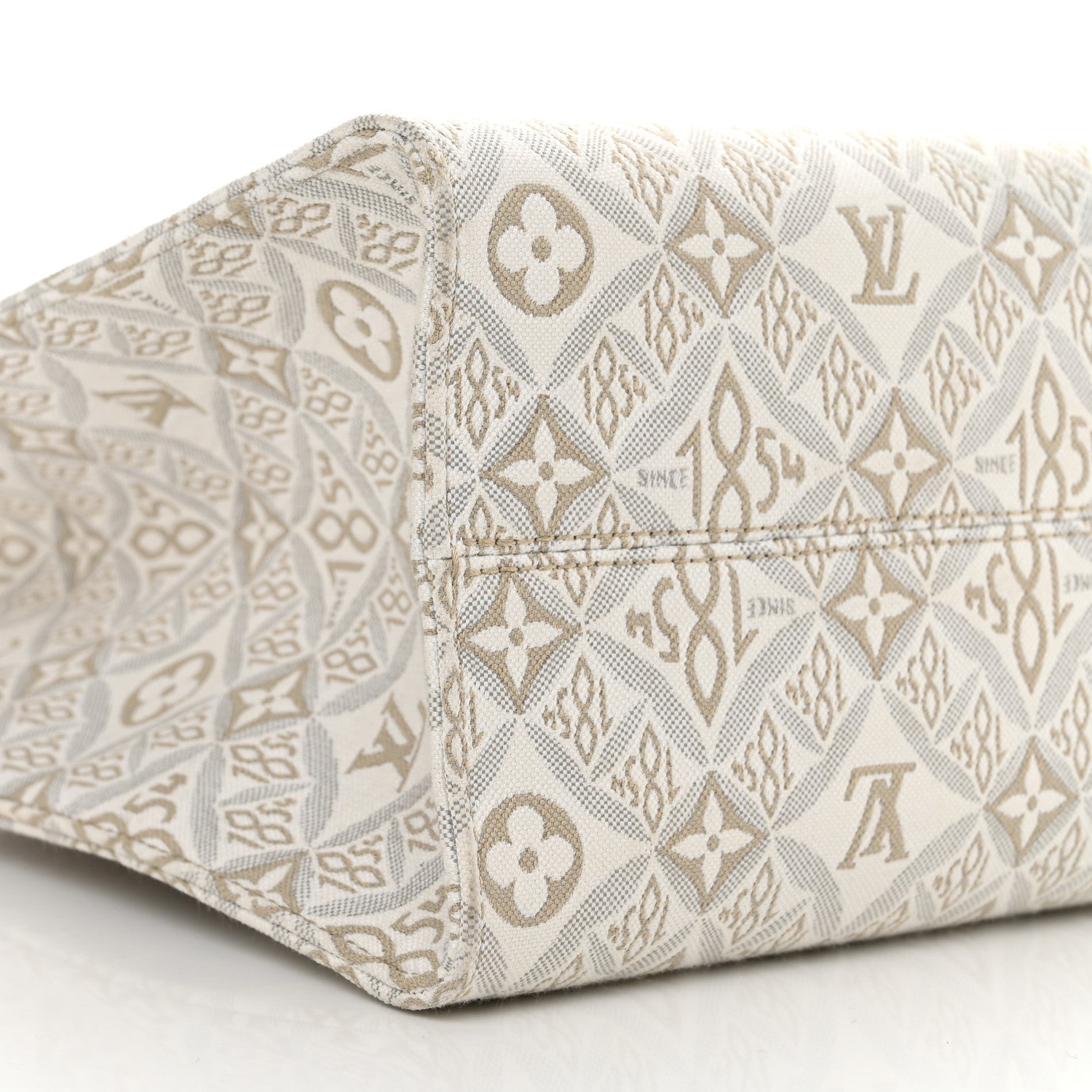 Louis Vuitton Jacquard Since 1854 OnTheGo MM Handbag - Creme