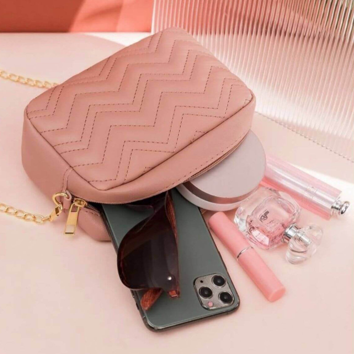 AURA – Stylish Daily Bag in Pink