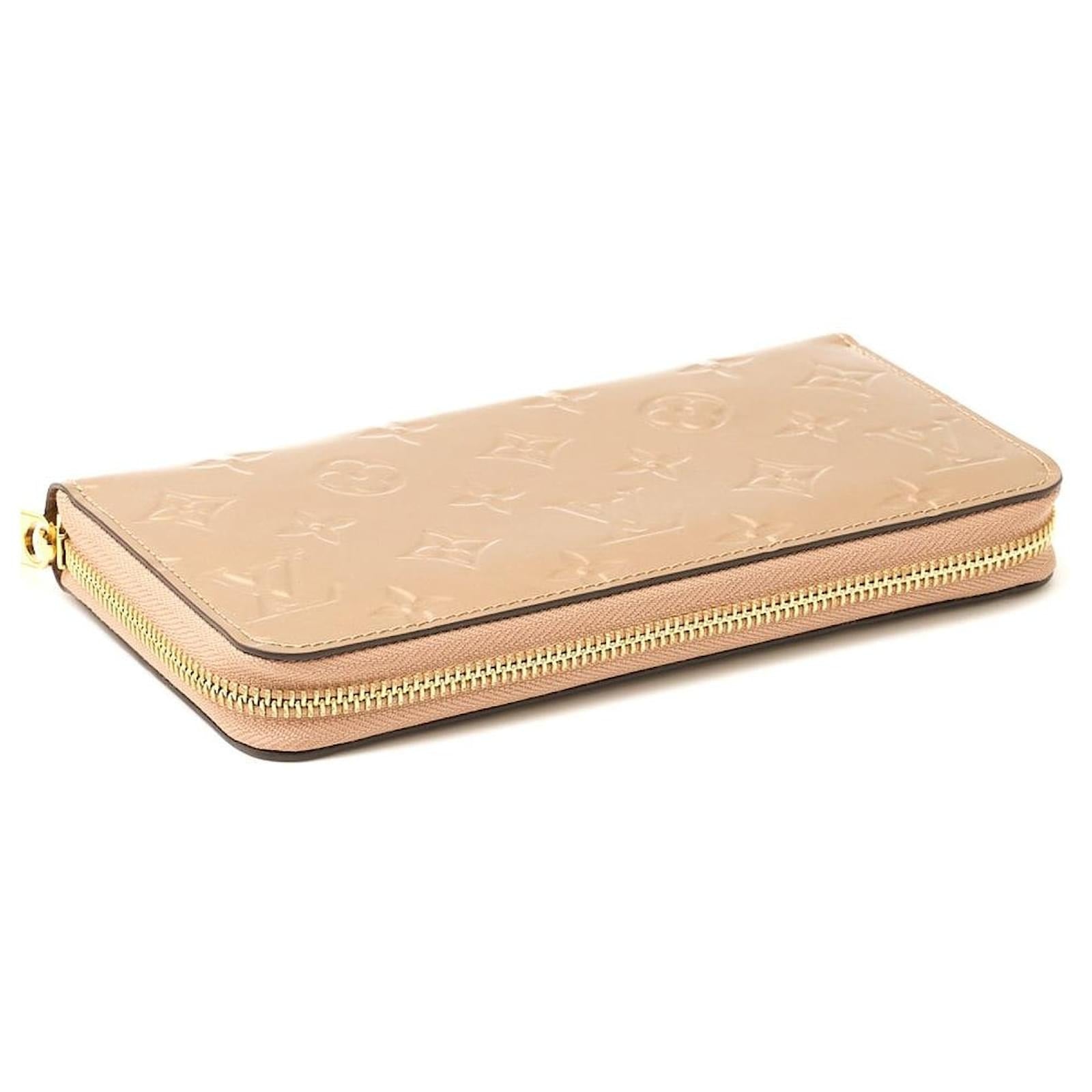 Louis Vuitton Monogram Vernis Zippy Wallet  - Beige