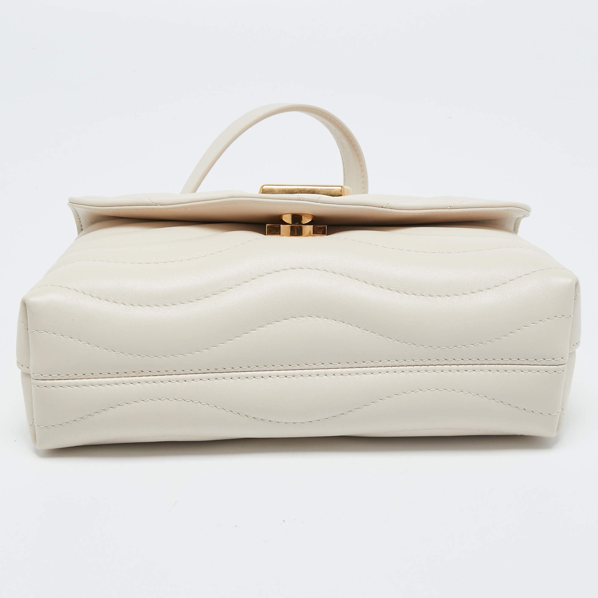 Louis Vuitton New Wave MM Chain Bag - Ivory