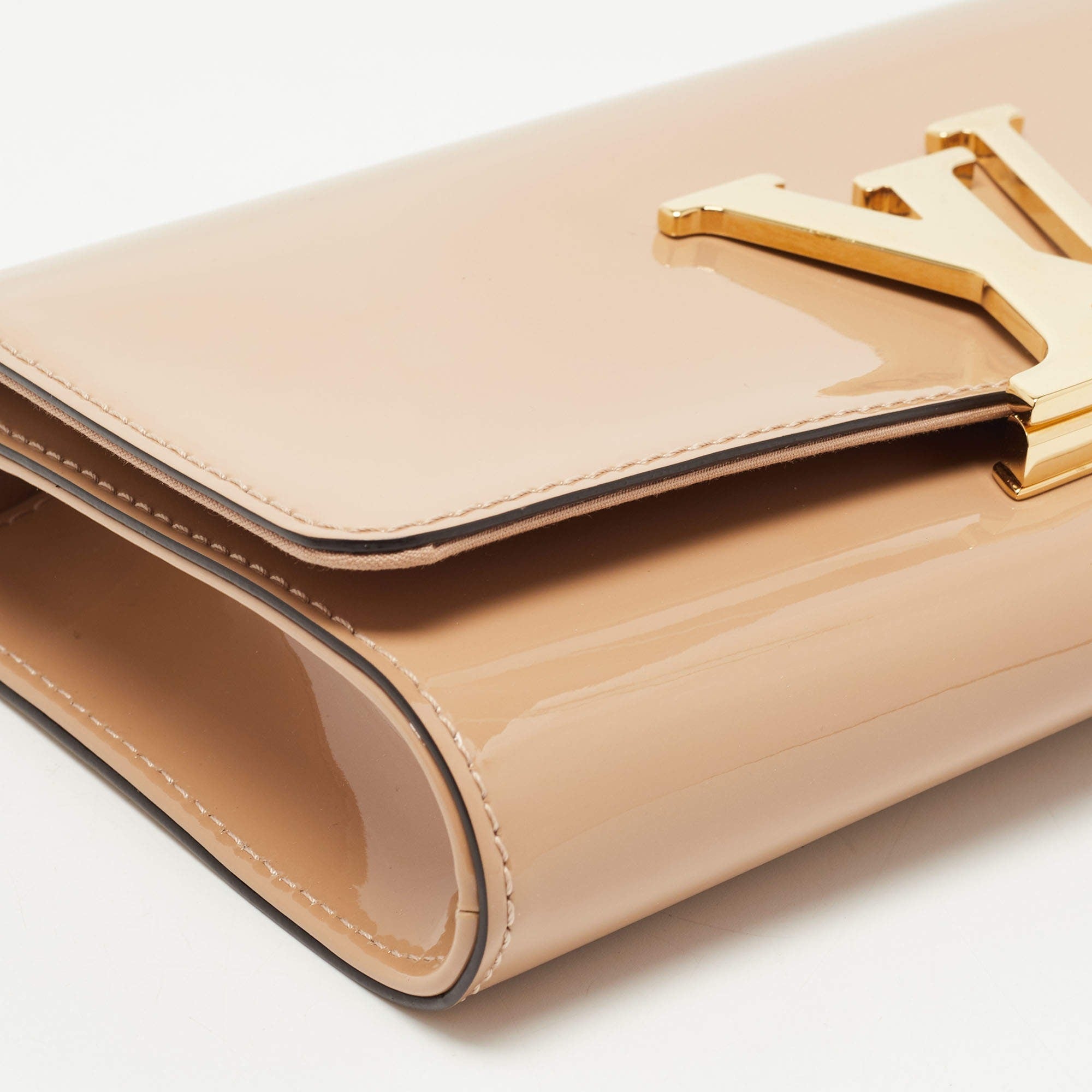 Louis Vuitton Patent Leather Louise Clutch - Beige