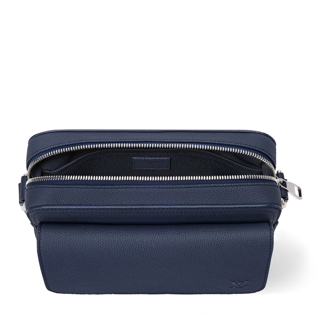 Louis Vuitton Boarding Messenger Bag – Navy Blue