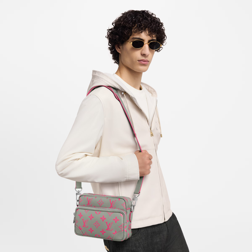 Louis Vuitton Monogram Glow Nil Crossbody Bag – Grey