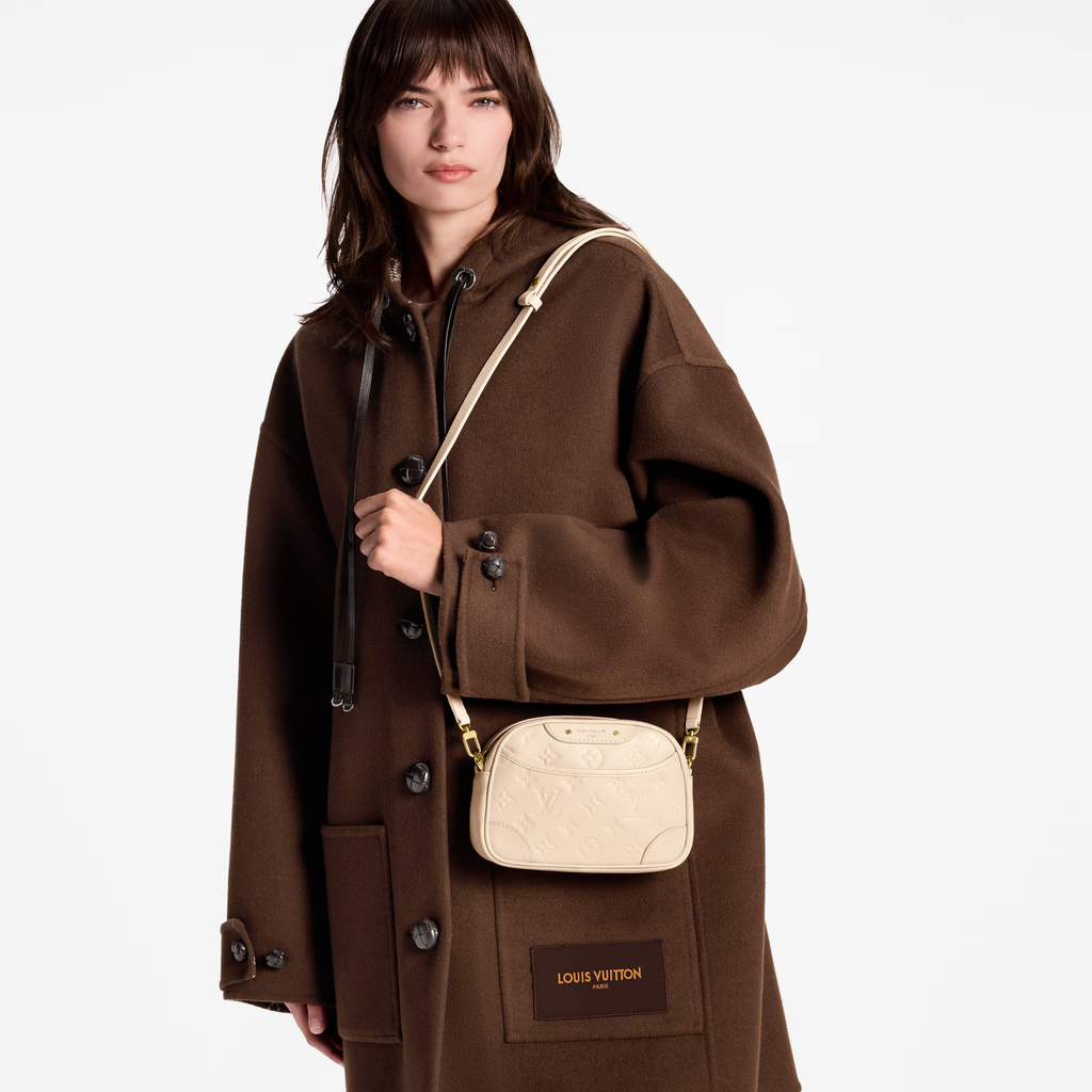 Louis Vuitton Tiny Camera Crossbody Bag – Creme