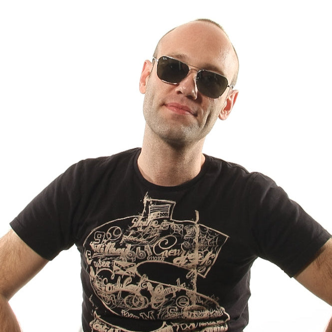 Ray Ban Caravan RB3136 003/40 Square Silver Frame Sunglasses